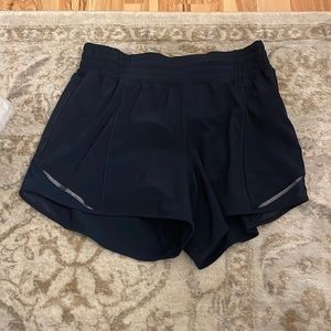 Lululemon Hotty Hot 4” Short